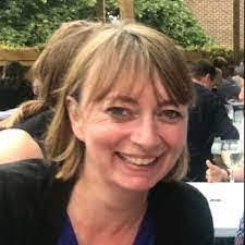 Elaine Penfold's Instagram, Twitter & Facebook