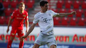 Debiutancki gol ludovika obraniaka w werderze! Robert Lewandowski Piaty Sezon Z Rzedu Z 40 Golami Polak Coraz Blizej Rekordu Sport Tvp Pl