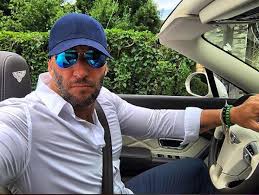 Albert azaryan — pas d image ? Irgalmatlan Osszeggel Tartozik A Nav Nak Biro Ica Es A Fenyuzo Eletet Elo Adocsalasert Elitelt Berki Krisztian Fuggetlen Hirek