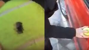 Cara kertas yang agak keras 2. Cara Buka Pintu Mobil Yang Terkunci Dari Dalam Carmudi Indonesia