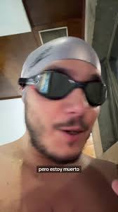 Se deja constancia de que cumpli con el primer dia de gimnasio 🫡 Volveré a  ir? Me gustaria pero no aseguro nada JAJSJSJJSJS #gimnasio #gym #natacion  #primerdia #chile #donsacoroto