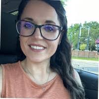 Amanda Schantz's Instagram, Twitter & Facebook