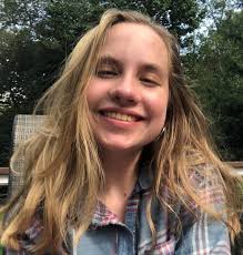 Eva Allison's Instagram, Twitter & Facebook