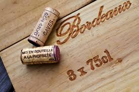 Une palette en bois ne doit pas forcément faire office de caisse en bois. Diy Que Faire Avec Des Caisses De Vin Magazine Avantages