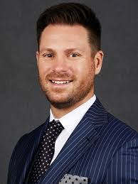 Paula Eickholt's Instagram, Twitter & Facebook