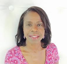 Lorena Wynn's Instagram, Twitter & Facebook