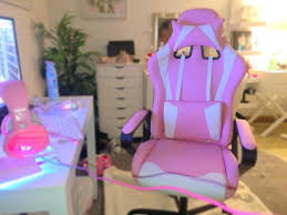 Amazon Com Gaming Chair Office Chair Desk Chair Ergonomic Executive Swivel Rolling Computer Chair Wi Gamer Room Decor Gaming Room Setup Video Game Room Design