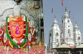devotees in Khajrana Ganesh temple