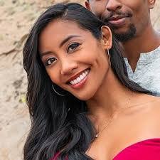 Leah Henning's Instagram, Twitter & Facebook