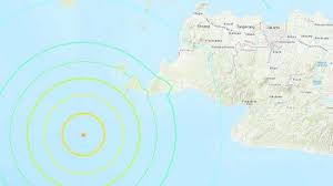 Berdasarkan laporan bmkg, gempa ini. Info Bmkg Pusat Gempa Yang Mengguncang Wilayah Banten 7 4 Sr Berada Di Laut Selat Sunda Tribun Manado