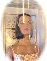 Tonner Ready-To-Wear SAUCY CAREER RAVEN TW0402 16" Doll Tyler Wentworth  Series