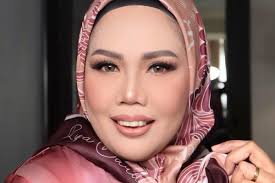 Elly Sugigi Sebut Icha Annisa Faradila Sudah Sumpah Alquran Terkait Dugaan  Santet Stevie Agnecya : Okezone Celebrity