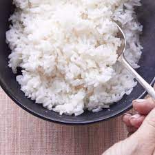 Use the right ratio of rice to water. How To Cook Perfect Rice On The Stove The Mom 100