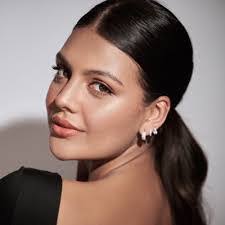 Crystal Teran's Instagram, Twitter & Facebook