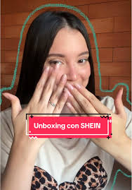 Vanessa Obregón✨ (@vaneobrea)