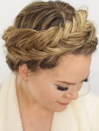 When styling graduated and layered short haircuts, you're most likely to end up with an uneven next, braid the hair in the way you like. Top 11 Crown Braids That Even Short Haired Girls Can Try