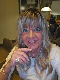 The lighting at my seat in Olive Garden wasn't exactly the best. Oh well,  but my dinner and Sangria still tasted good.