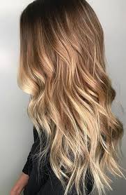 Coloration Les 11 Ombres Hair Blond Tendances 2019 Photos Cheveux Beaute Coiffures Cheveux Blonds Idee Couleur Cheveux