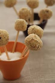 Cake Balls Sales Au Roquefort Pour L Aperitif Recette Dessert Noel Aperitif Recette Roquefort
