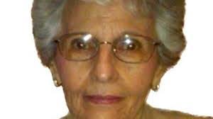 Gina Donahue's Instagram, Twitter & Facebook