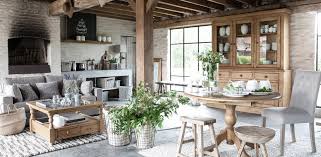 La lampe de chevet : Comment Creer Une Deco Chalet Le Blog Interior S