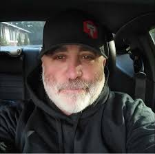 Is there anywhere in town (LB) to buy official Rod Run shirts/merch?