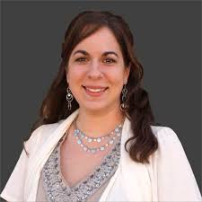 Mary Rohde's Instagram, Twitter & Facebook