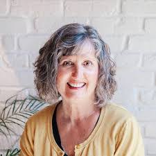 Diane Pitman's Instagram, Twitter & Facebook