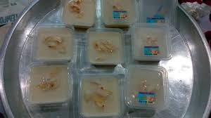 Masukkan susu cair dan laici yang dikisar. Puding Laici Home Facebook