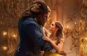 Frumoasa şi bestia/ beauty and the beast, prima producție disney care prezintă un personaj homosexual, a starnit o serie de controverse. Las Nuevas Voces De Beaty And The Beast
