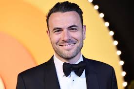 Following the acquisition, Martin Vella and Gordon Zammit stepped down from  their positions as Executive Directors of Klikk, and Reuben Attard and  Elaine Fenech were co-opted as Non-Executive Directors