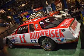 Celebrate @chaseelliott's third consecutive most popular driver award today with 10 free boneless wings at @hooters when you buy 10 wings any style! Inside The Motorsports Hall Of Fame Of America Autocar