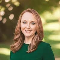 Amanda Groover's Instagram, Twitter & Facebook