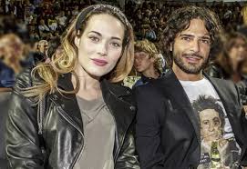 Achetez les vinyles, cds de laura chiatti, et plus encore sur la marketplace discogs. Marco Bocci E L Amore Per Laura Chiatti Quello Che Ho Fatto Per Lei Non L Ho Fatto Per Nessuno