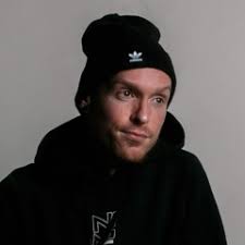 Stream Chris Linton music