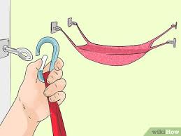 There are many kinds that attach to chair legs it is made of a plush fabric and has natural sisal wrapped scratching posts. How To Make A Cat Hammock 15 Steps Wikihow