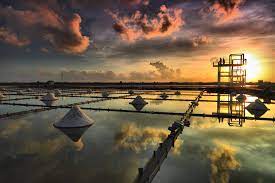 台南北門用鹽堆成的白色雪國 瓦盤 盛裝水天一色 sunset landscape landscape sunrise sunset