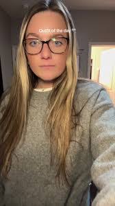 Jenna Crossley's Instagram, Twitter & Facebook