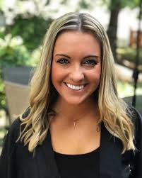 Savannah Squires's Instagram, Twitter & Facebook