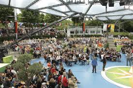 Moderiert wird die sendung von andrea kiewel. Zdf Fernsehgarten