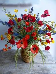 Magnifique bouquet de 15 coquelicots , 5 daucus dans leurs herbes sauvages. 120 Idees De Fleurs Artificielles Haut De Gamme En 2021 Jour De Printemps Fleurs Artificielles Fleurs