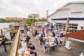 15 Kid Friendly Restaurants In Westchester With Outdoor Dining Kid Friendly Restaurants Outdoor Dining Kids Restaurants