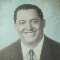 Roberto Landero's Instagram, Twitter & Facebook