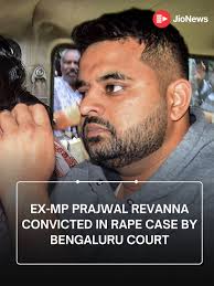 Harshil Mathur and Shashank Kumar, 33-year-old co-founders of Razorpay,  have been named the youngest Indian billionaires