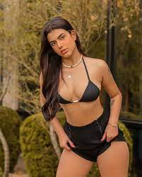 8x10 Victtoria Medeiros GLOSSY PHOTO photograph picture bikini lingerie IG  model | eBay