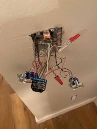 At the hot end, the incoming hot wire either way, the travelers between the switches end up giving hotness or unhotness to the light leg. this leg either comes directly off the common of the. Shelly 2 5 On 2 Three Way Switch Circuits Homeautomation