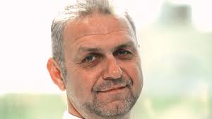 Milionar român, mort în timp ce își făcea selfie la Cota 1400. A căzut în  gol