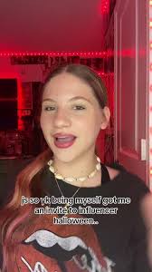 Acotat Halloween Influencer