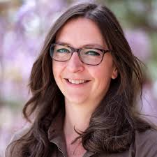 Sara Quimby's Instagram, Twitter & Facebook