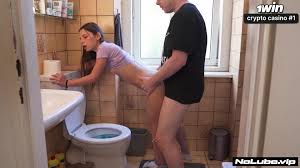 คลังหนังโป๊ เย็ดหลานสาว สุดมันส์ เพียบจนเลือกไม่ถูก เต็มอิ่ม